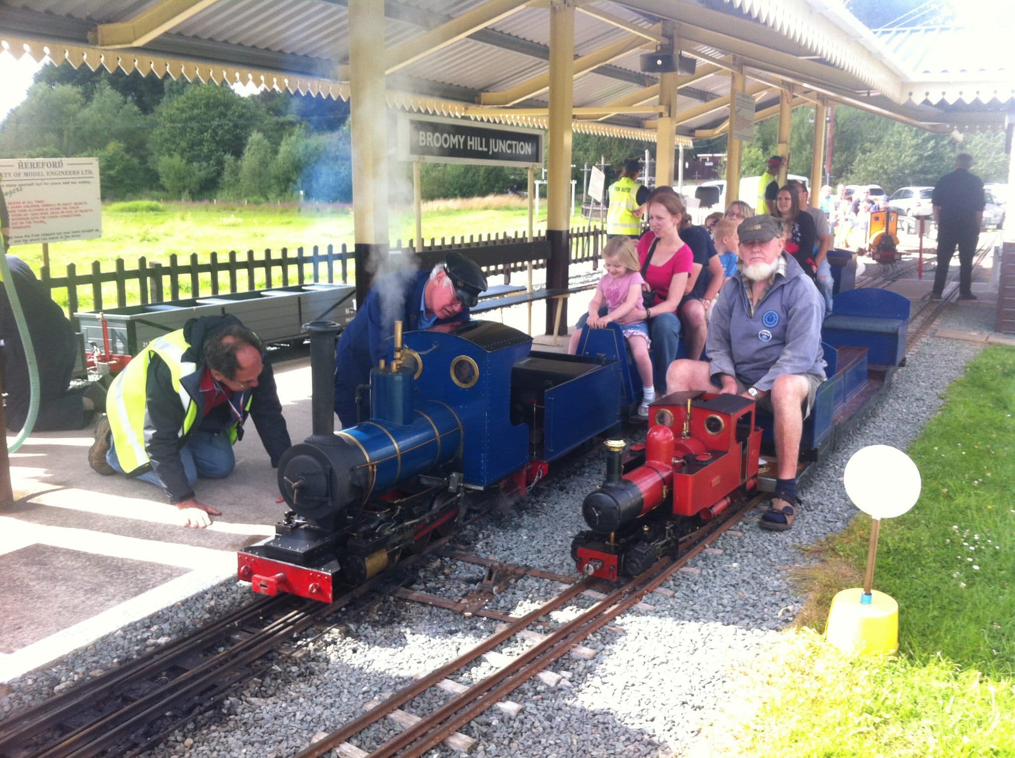 Broomy Hill Miniature Railway - Photo