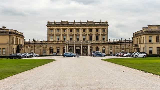 Cliveden Gardens and Maze - Photo