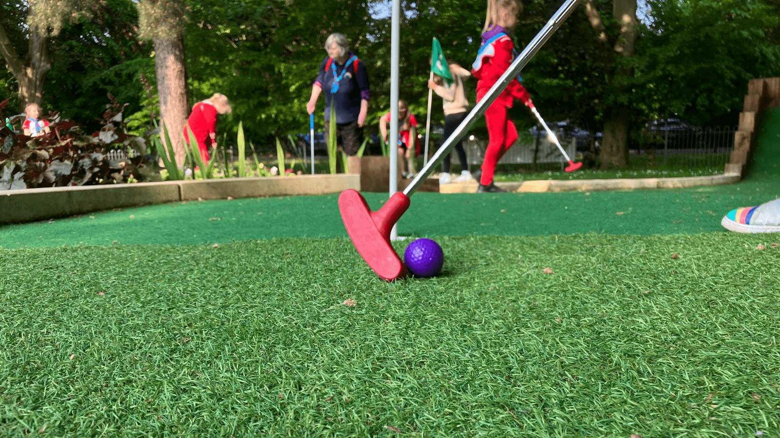 River Thames Mini Golf - Photo 1