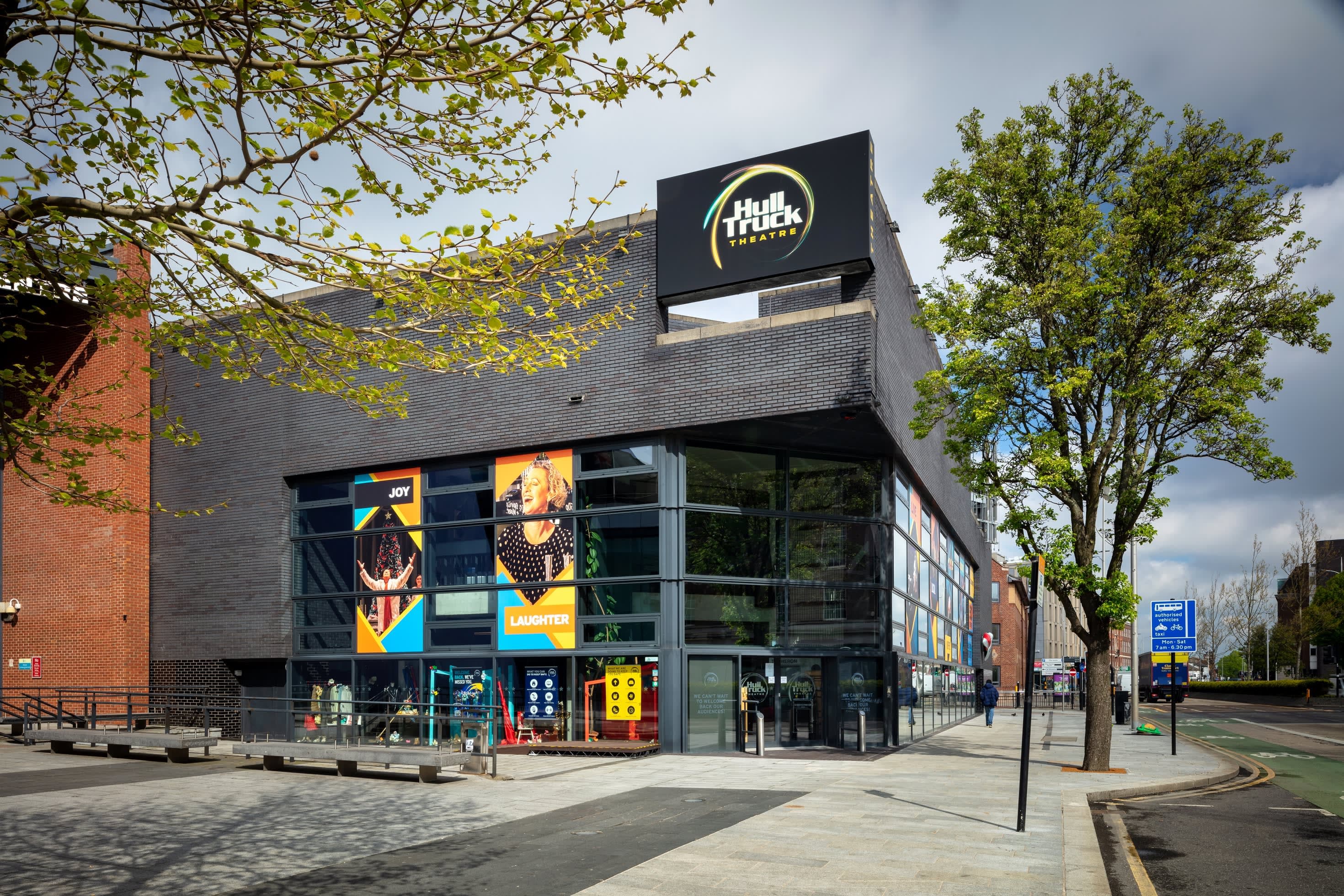 Hull Truck Theatre - Photo