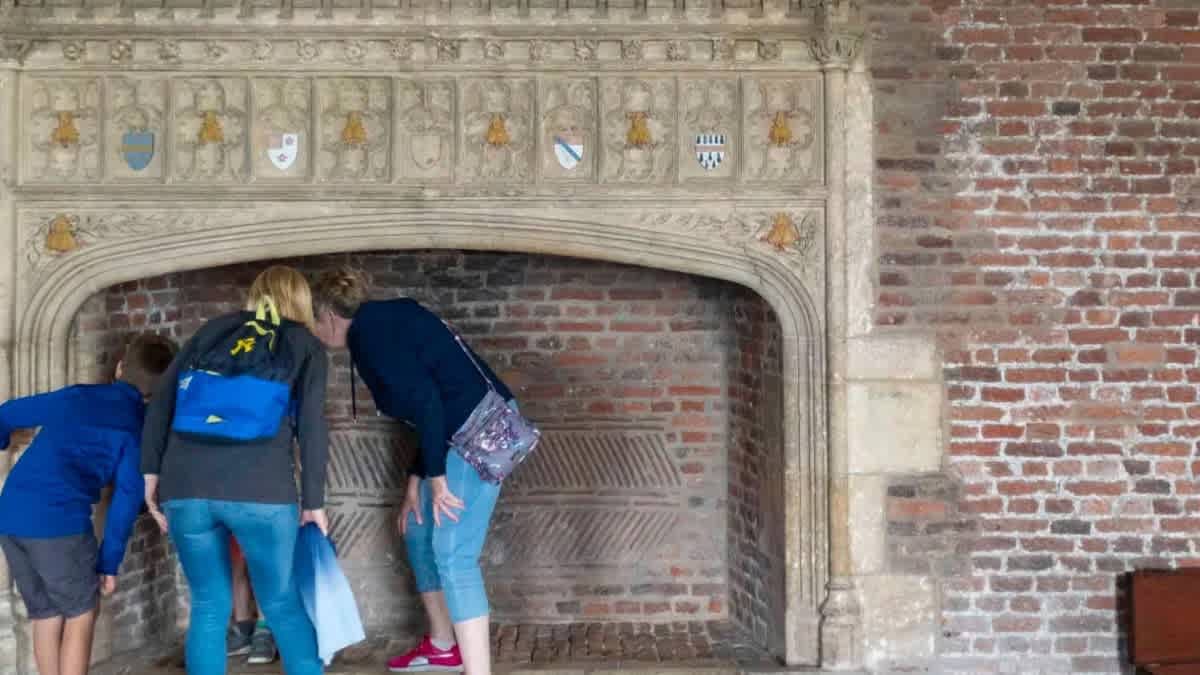 Tattershall Castle - National Trust - Photo