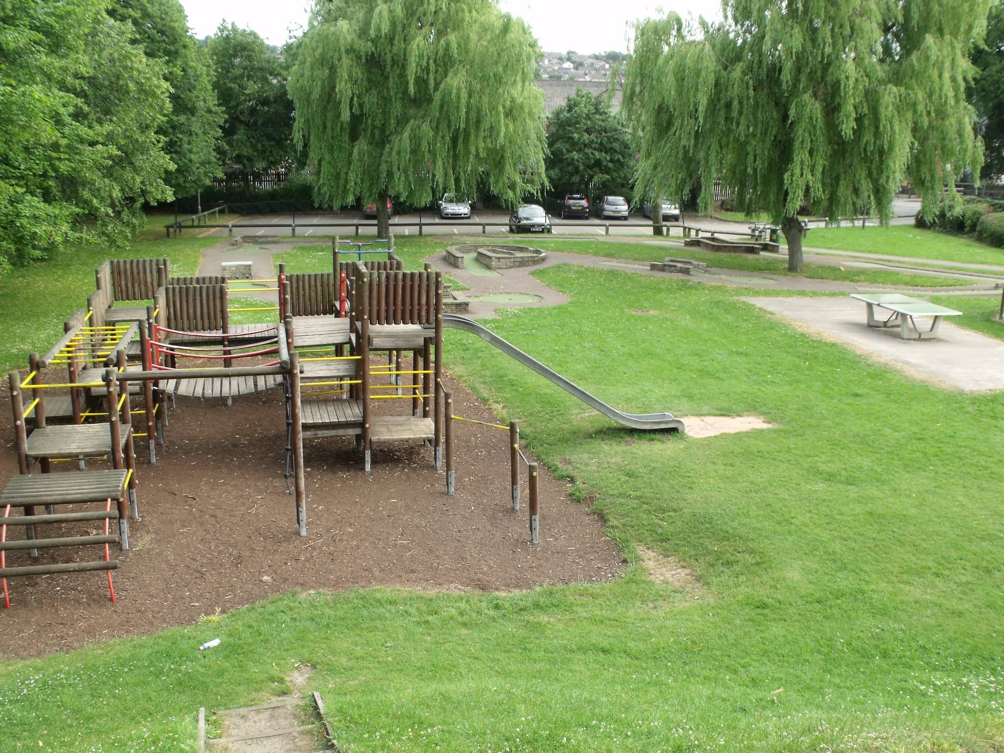 Cliffe Park - Photo 1