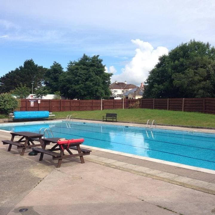 Dartmouth Heated Outdoor Swimming Pool
