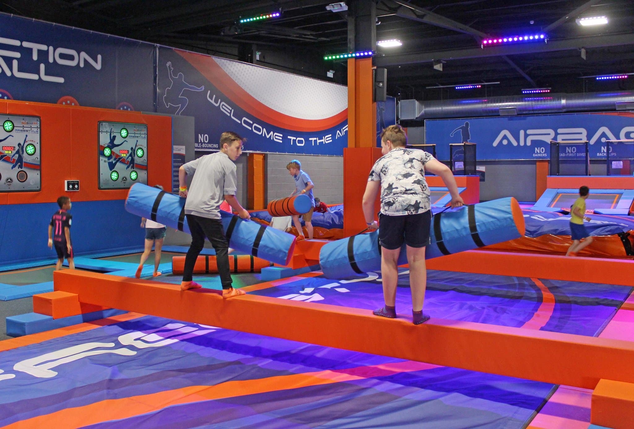 Freestyle Trampoline Parks & Soft Play - Photo 1