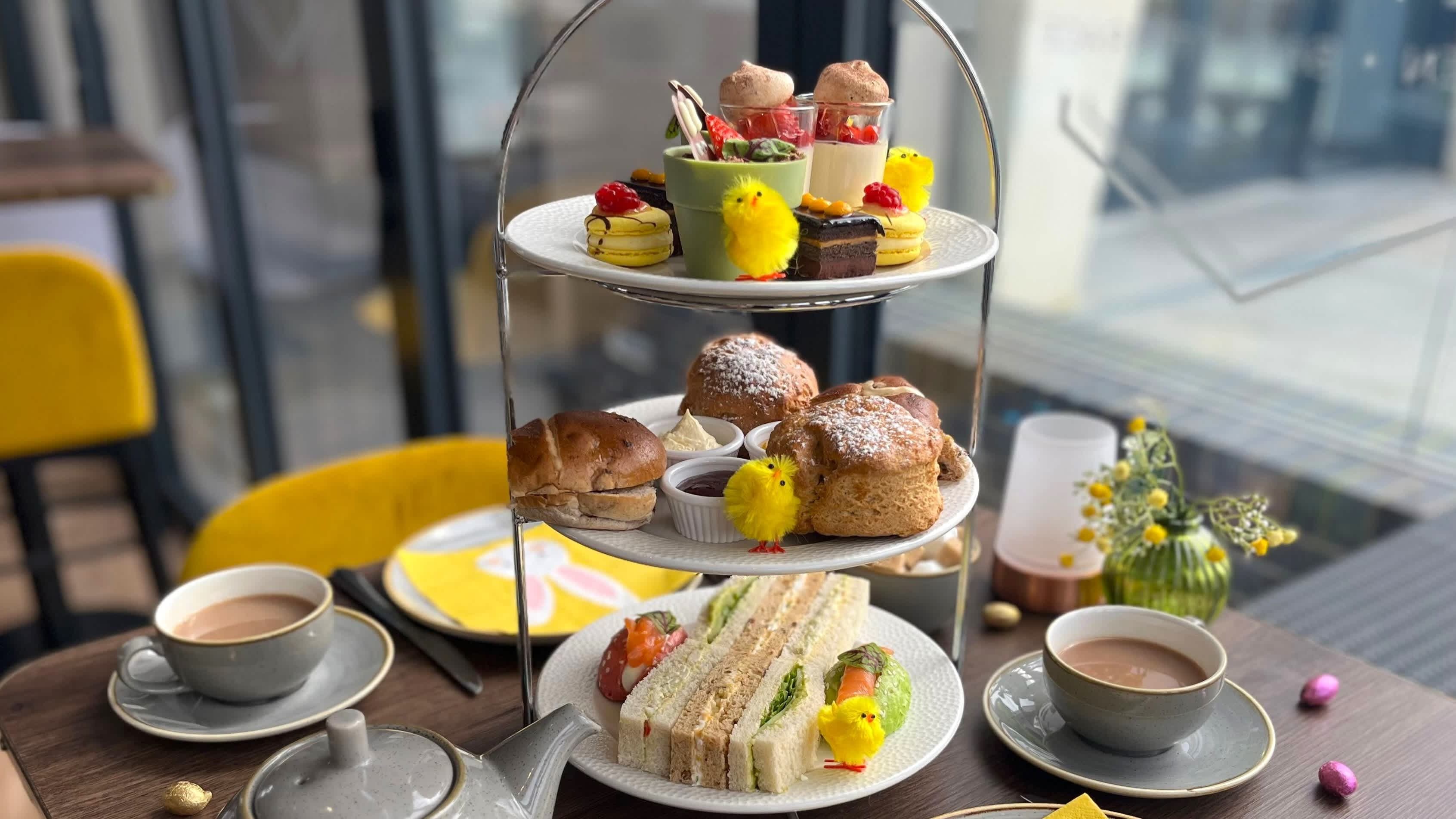 Easter Afternoon Tea! 🐰🥕🐥 - Photo