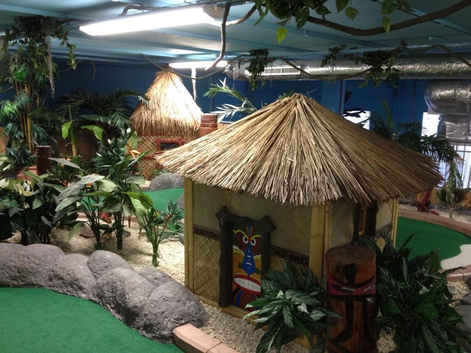 Adventure Island Mini Golf - Photo