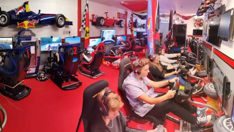 The Race Cave - Photo