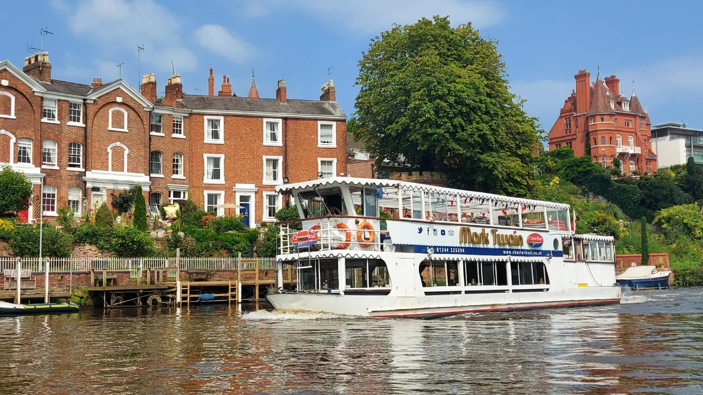 ChesterBoat - Photo