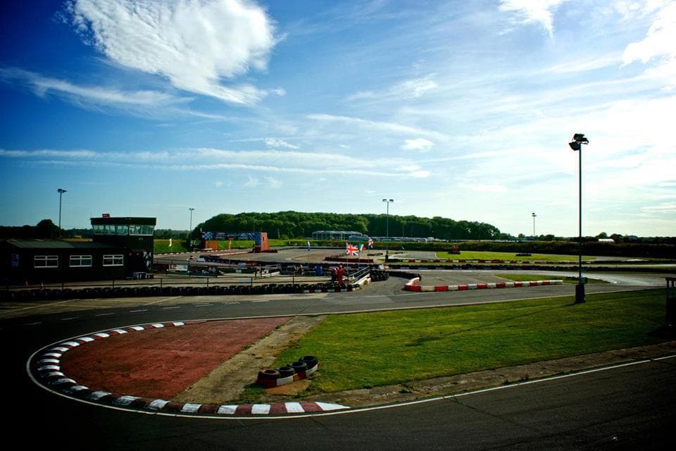 Ellough Park Raceway - Photo 1