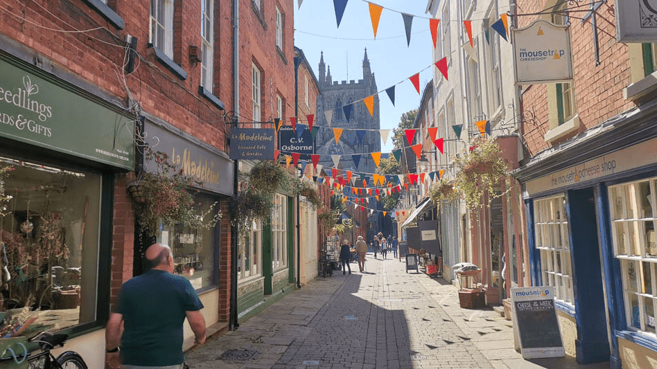 Curious About Hereford - Photo
