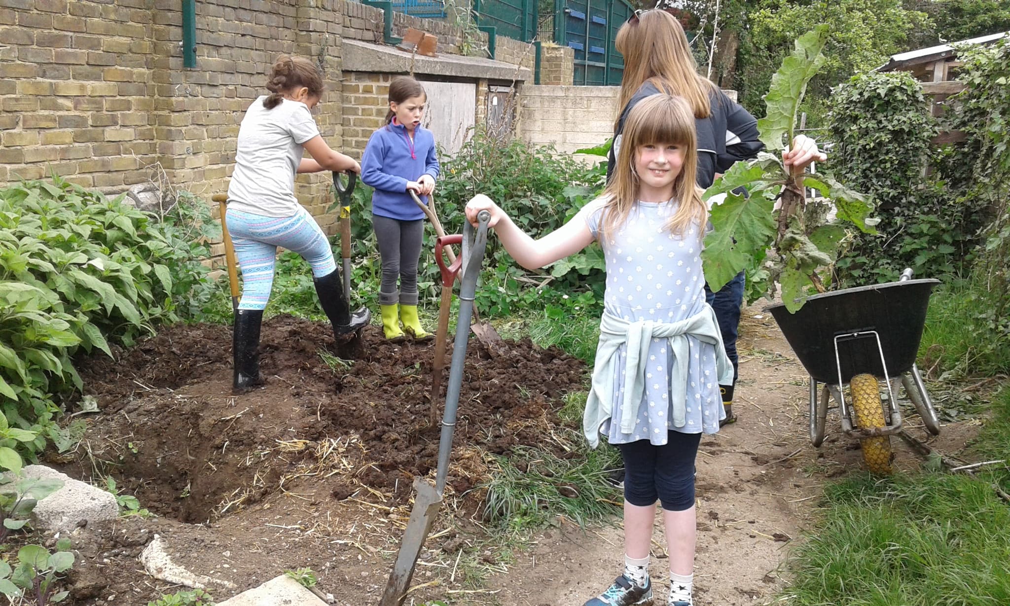 Surrey Docks Farm - Photo