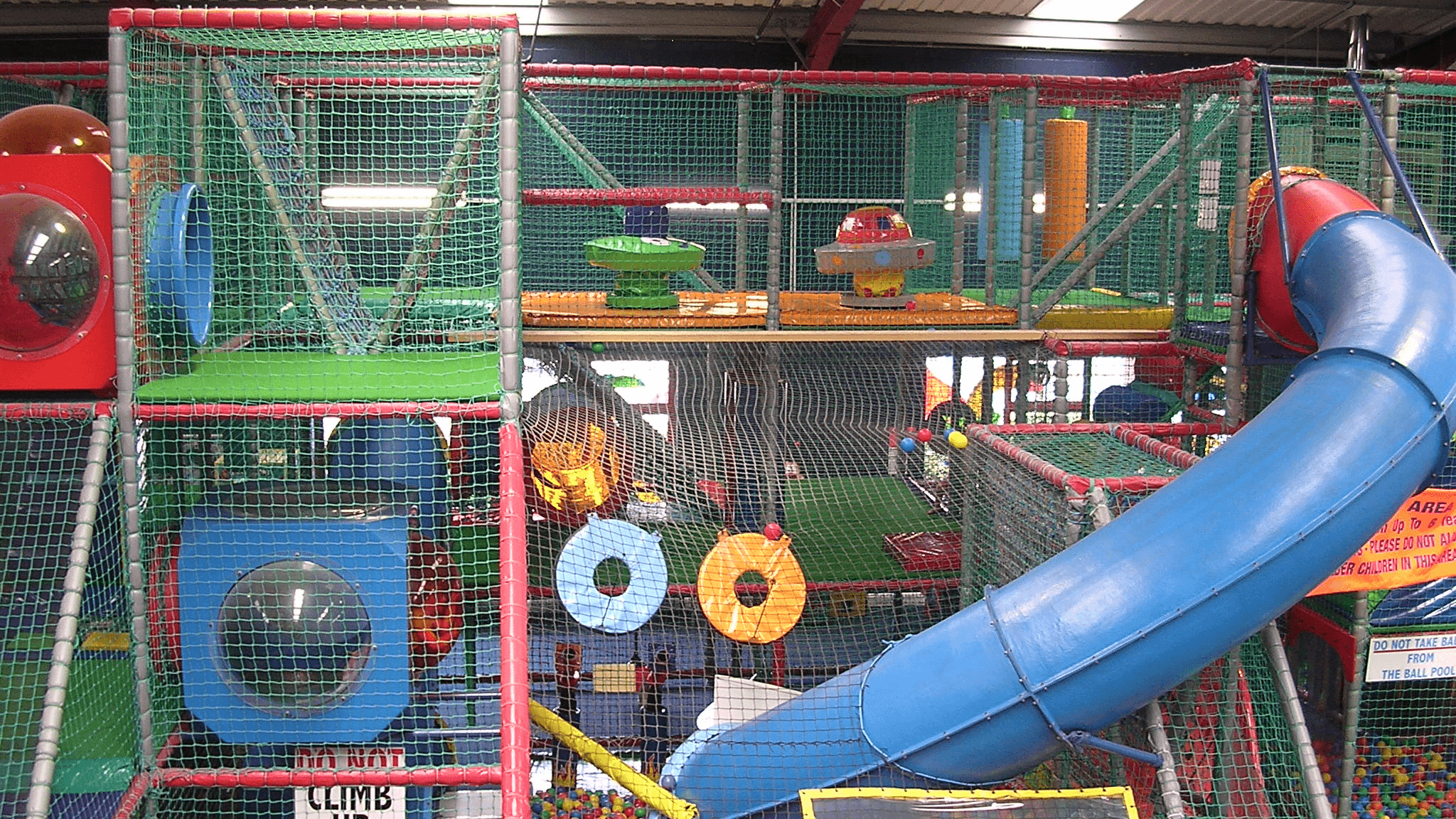 Planet Play - Photo
