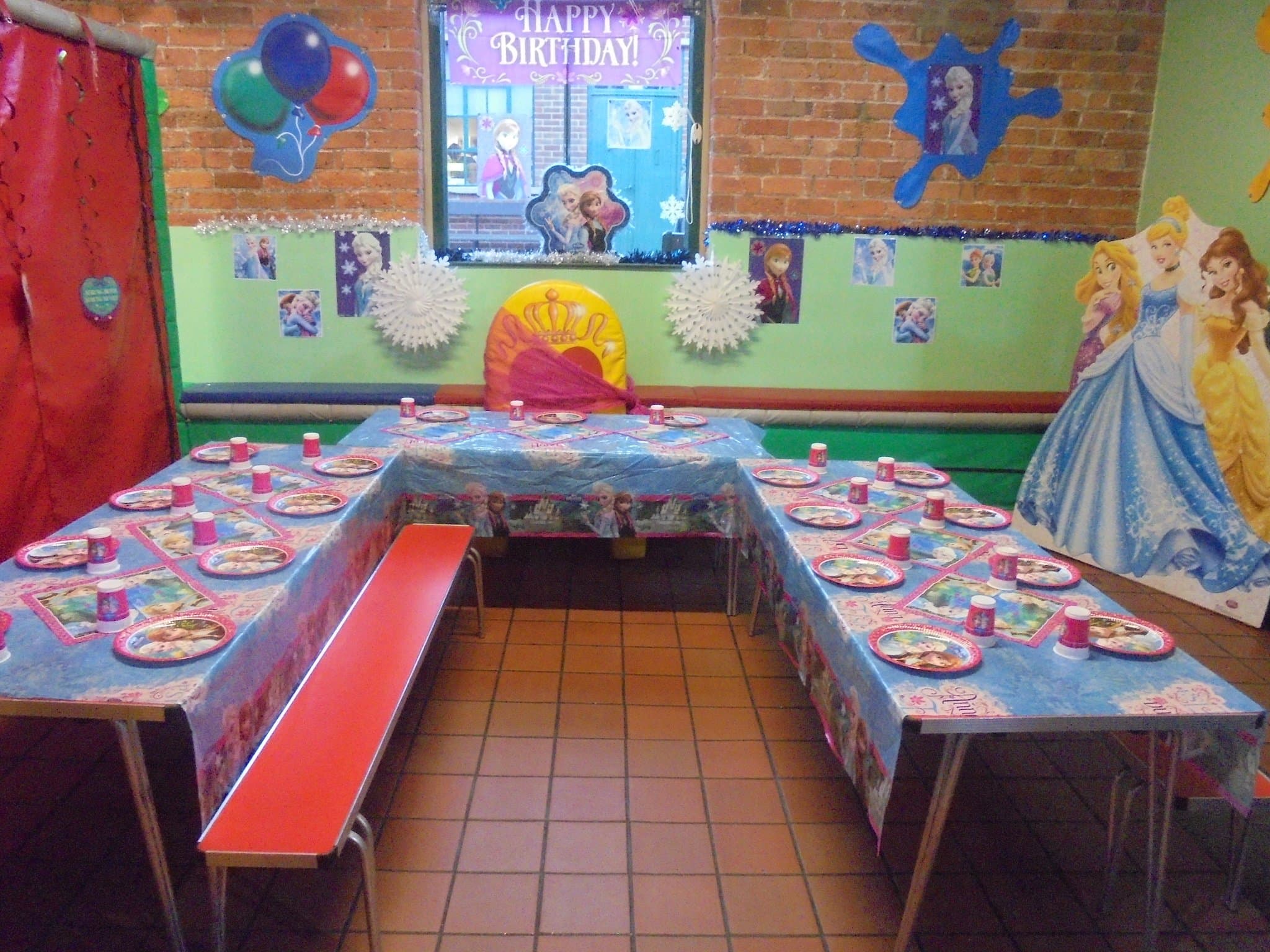 Playmania Sheffield - Photo