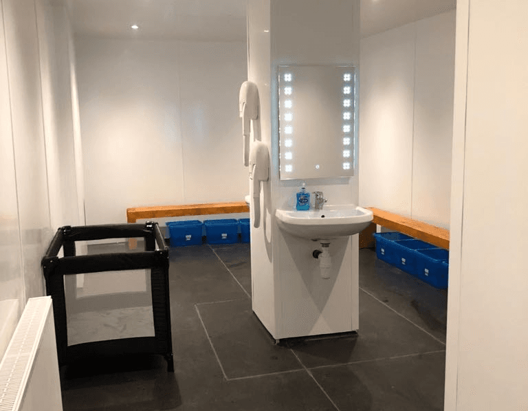 Blue Lagoon Centre - Photo