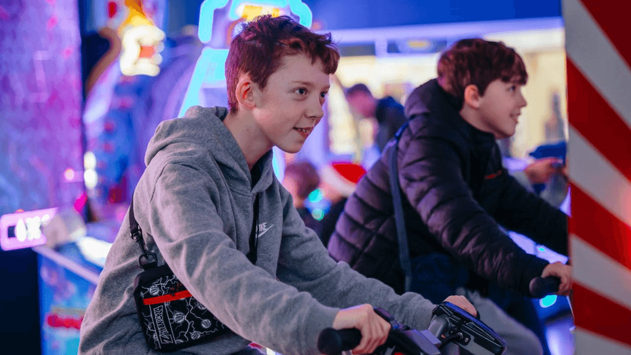 High Score Arcades Farnborough - Photo