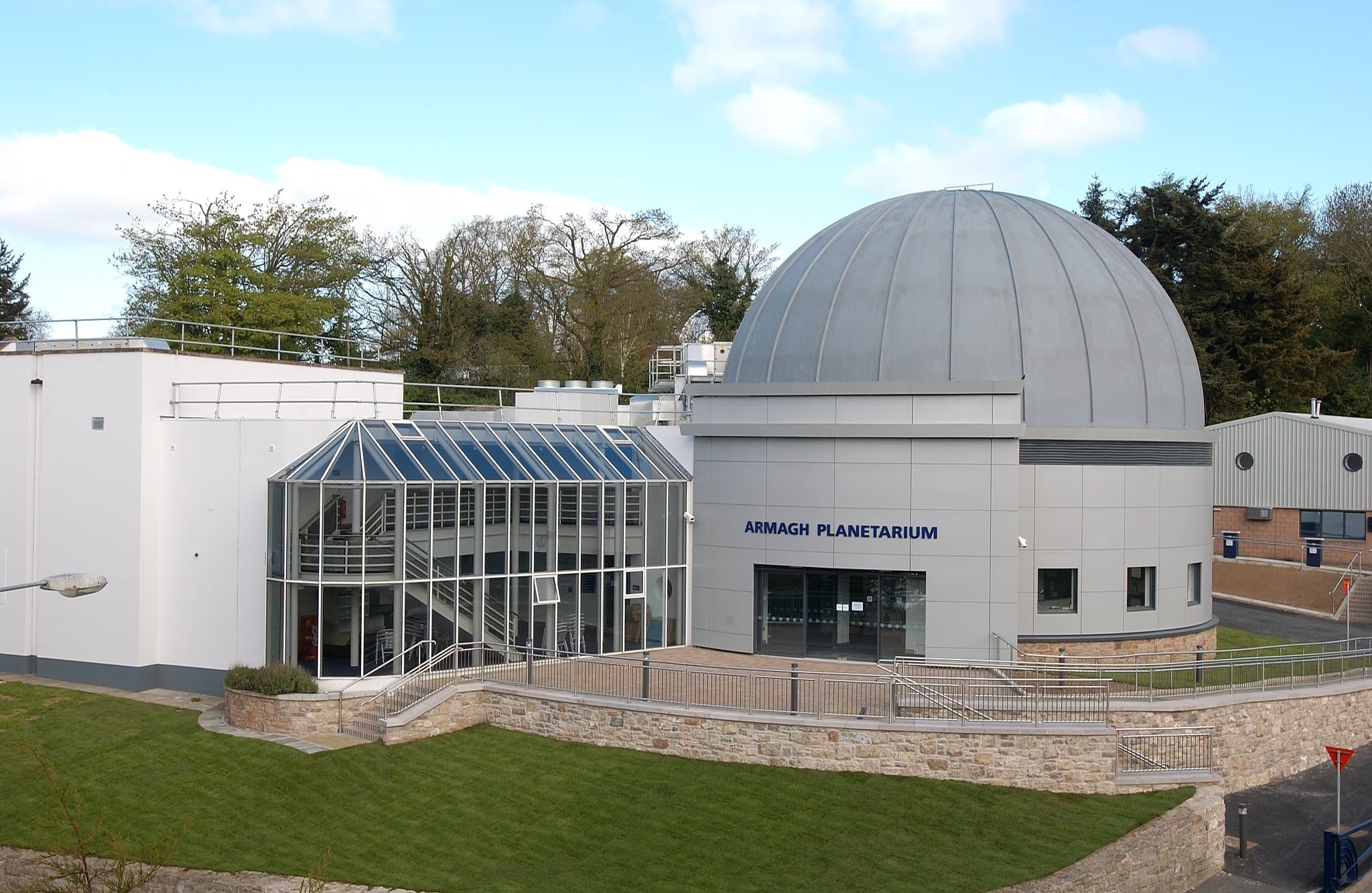 Armagh Planetarium - Photo