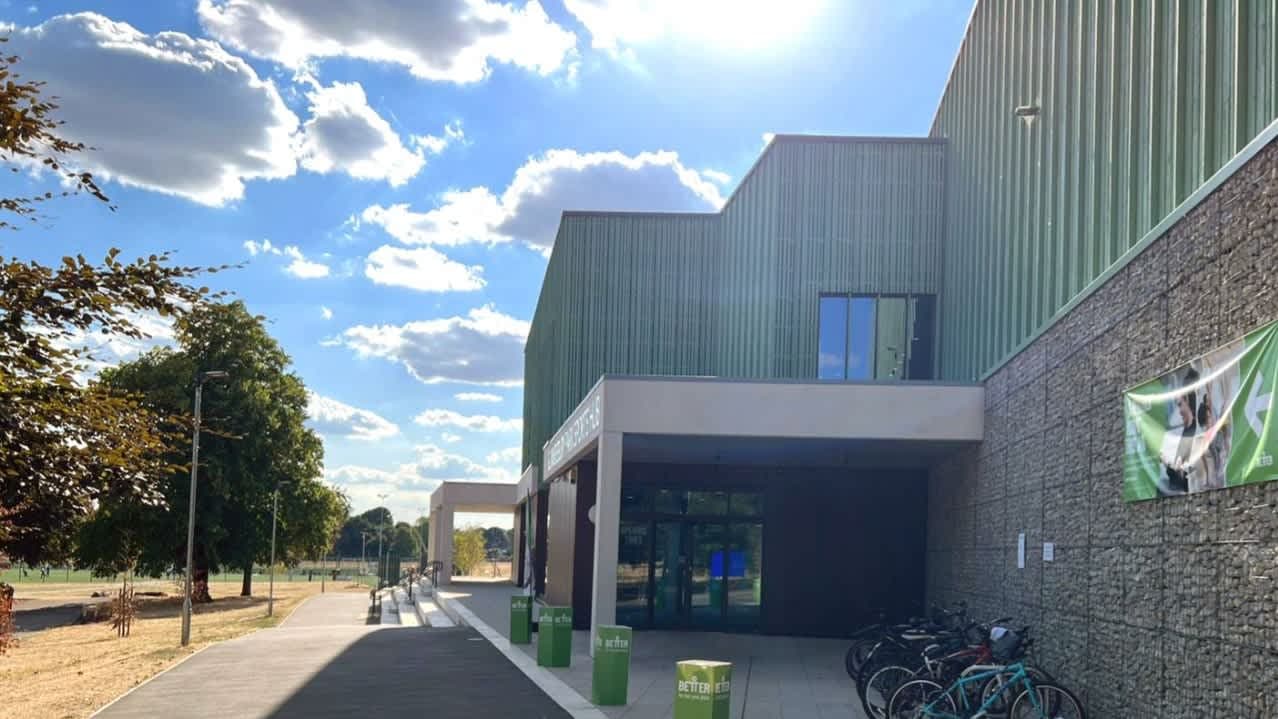 Gunnersbury Park Sports Hub - Photo