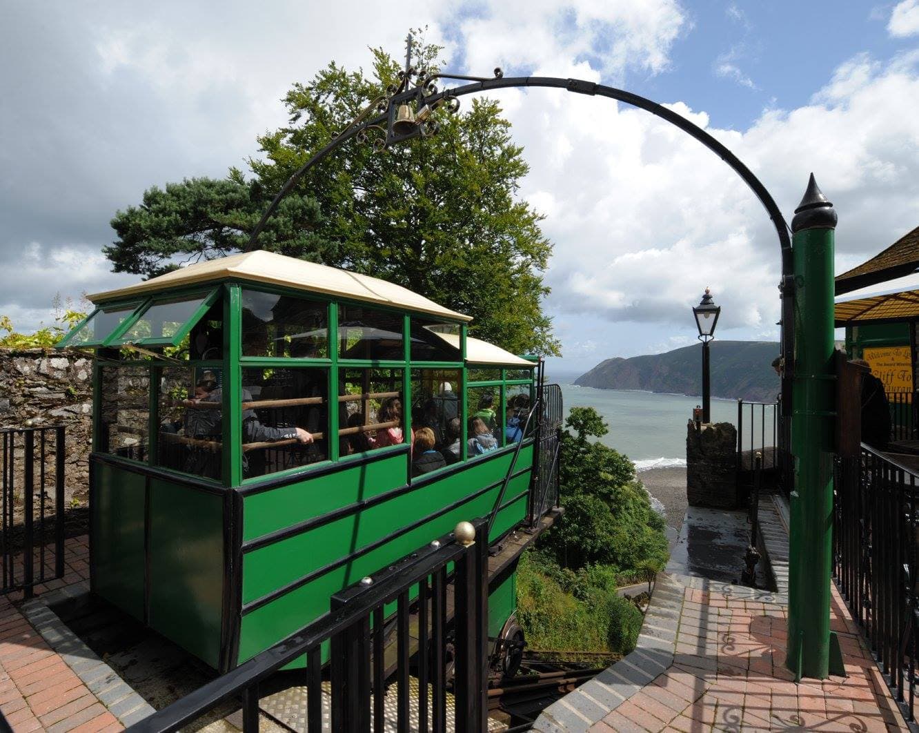 Lynton & Lynmouth Cliff Railway