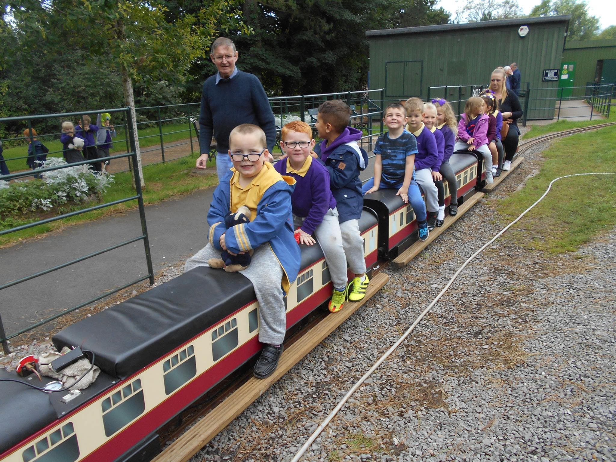 Cyfarthfa Park and Miniature Railway - Photo 1