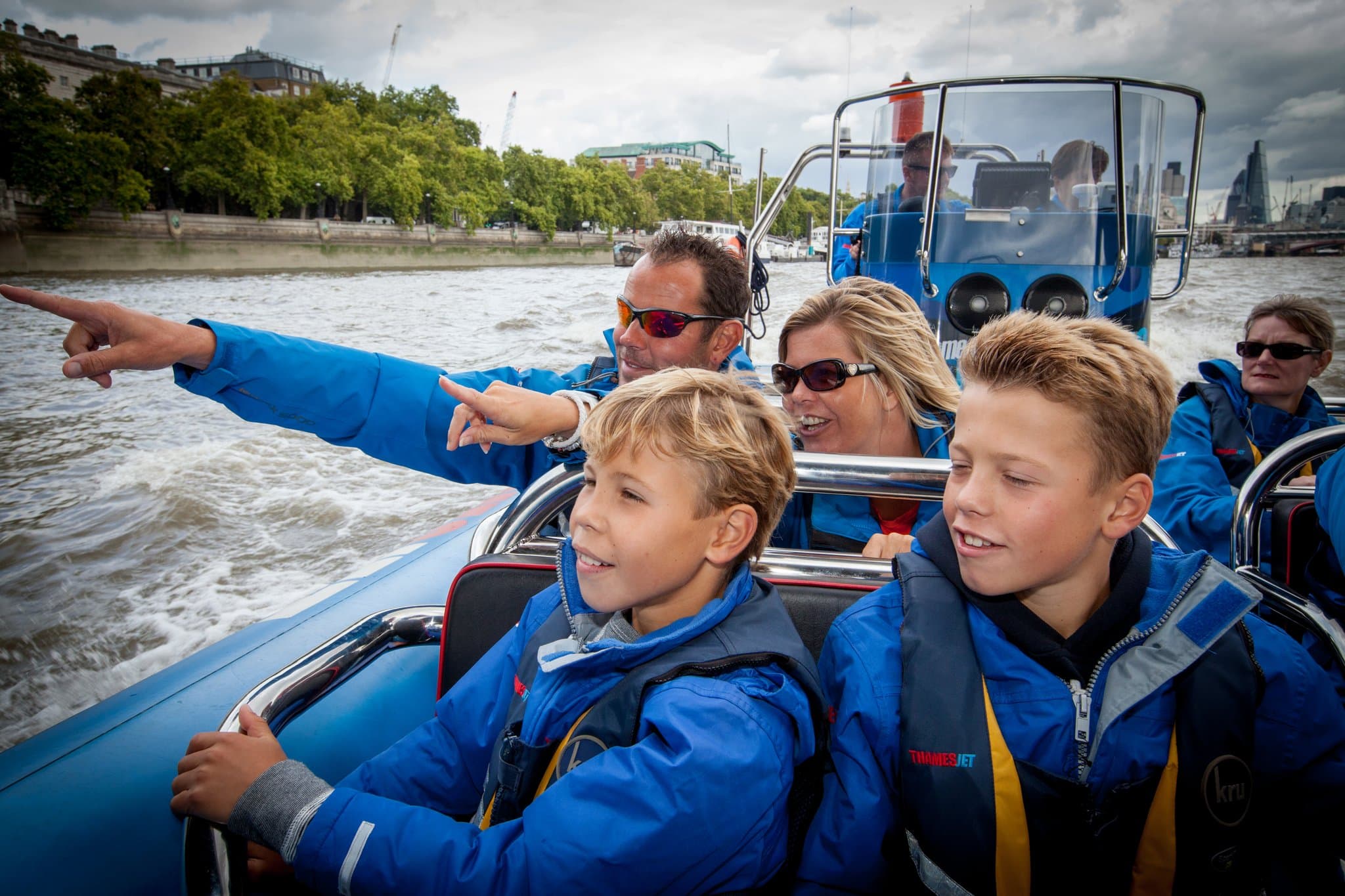 ThamesJet Speed Boat Experience - Photo 1