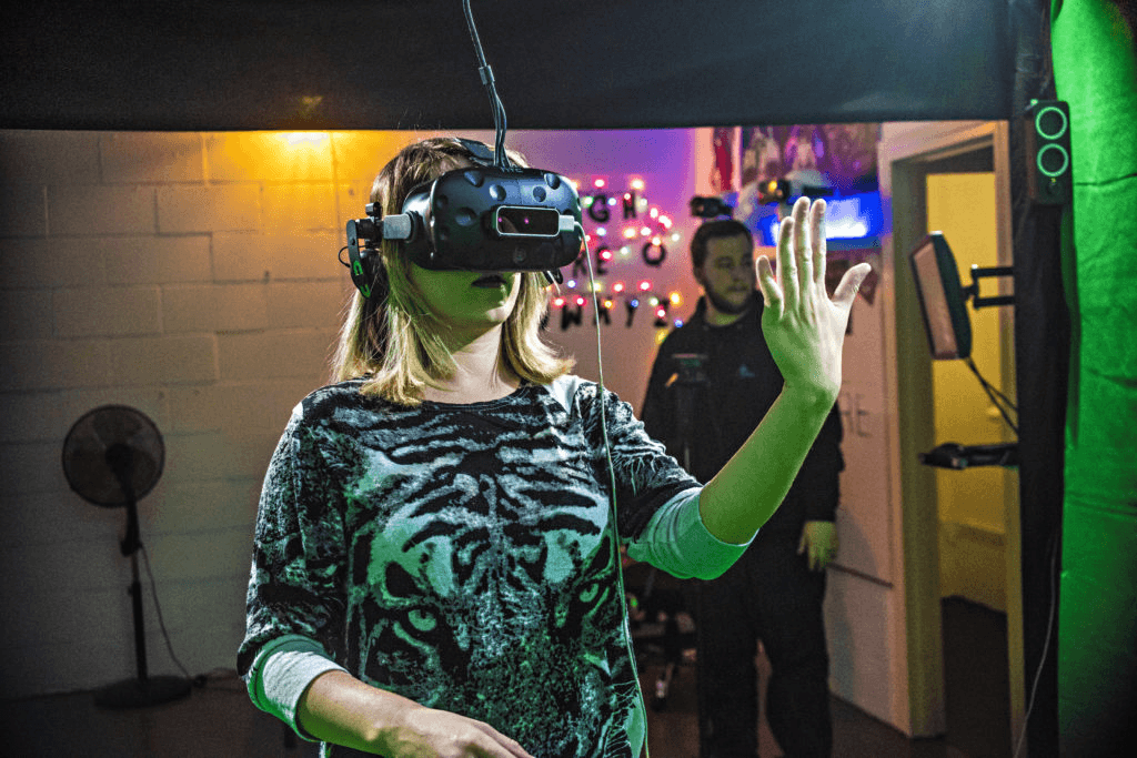 VR HERE