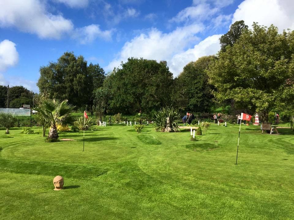 Mini-Pro Golf Parks