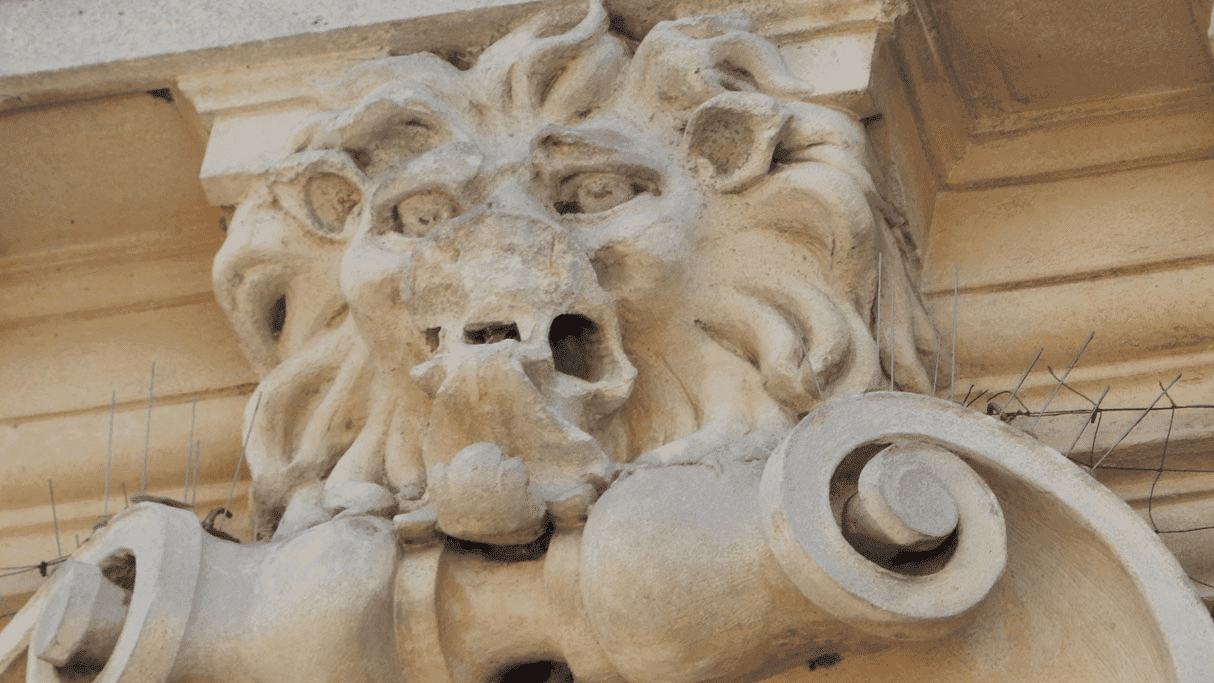 Curious About Henley On Thames - Photo