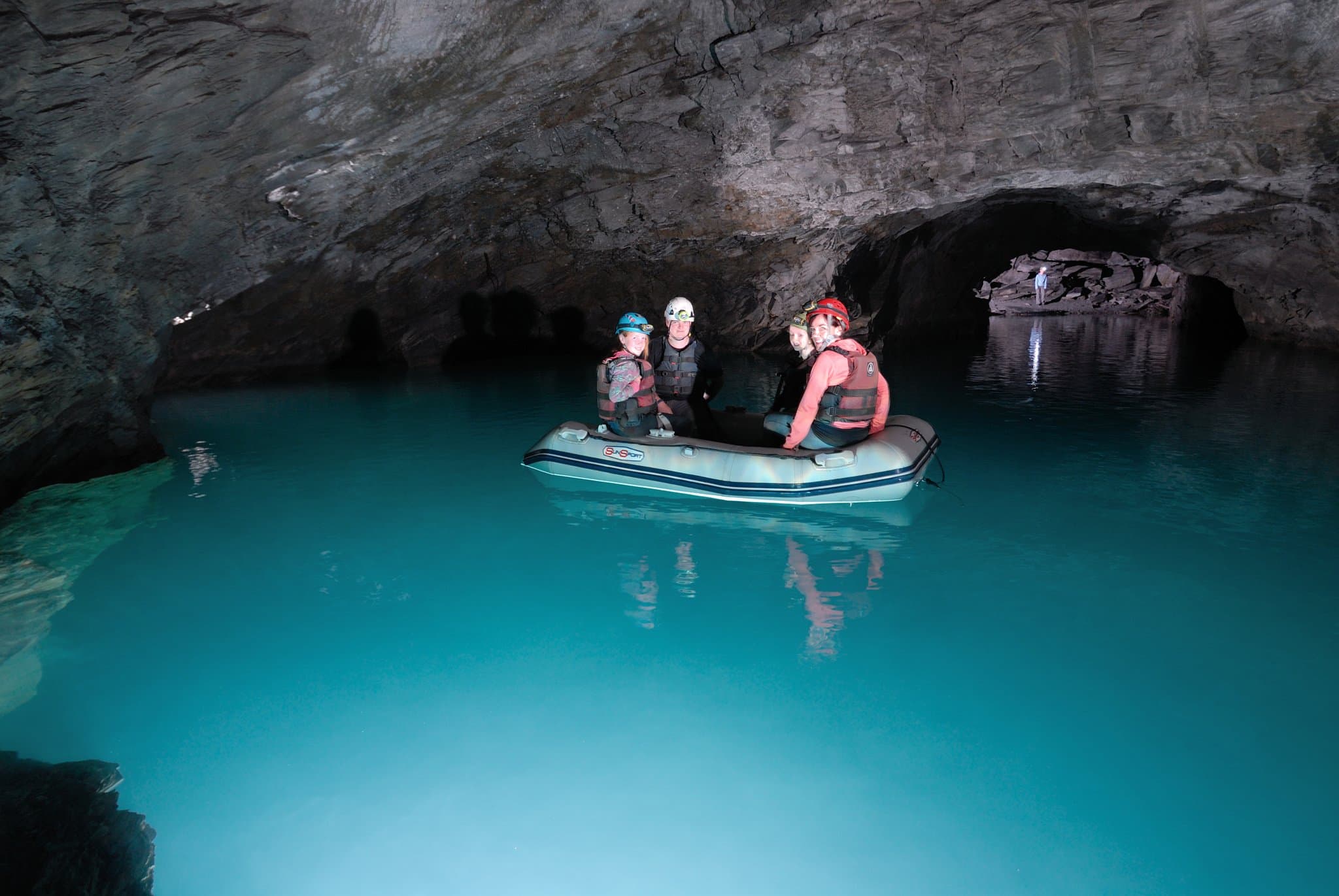 Go Below - Photo