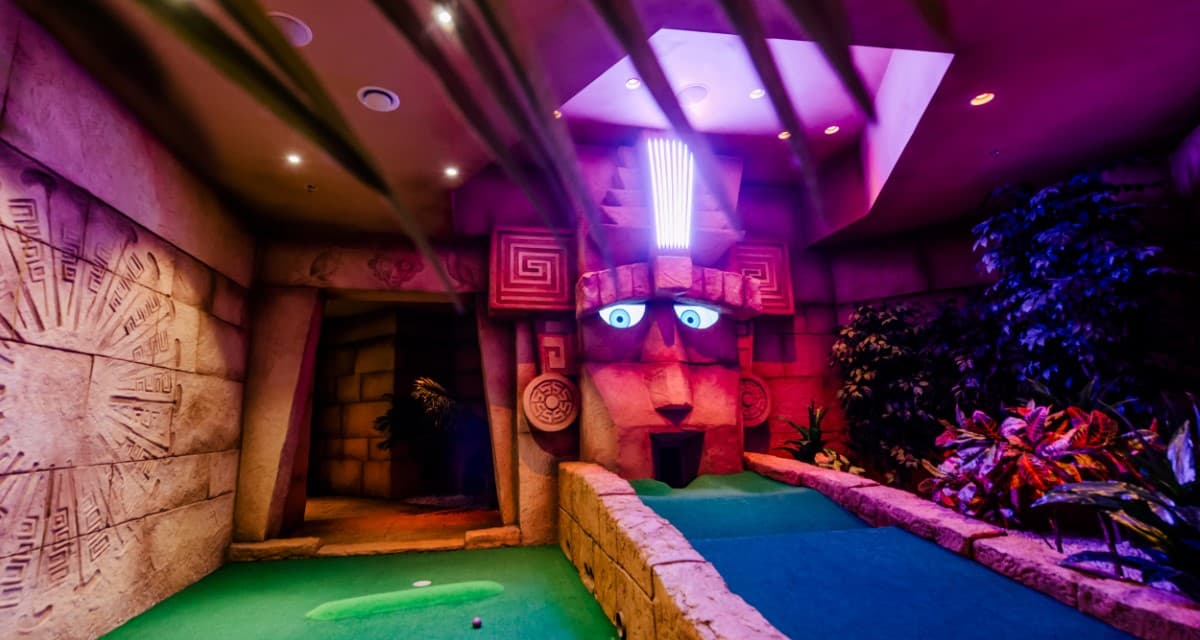 Treetop Golf Manchester - Photo