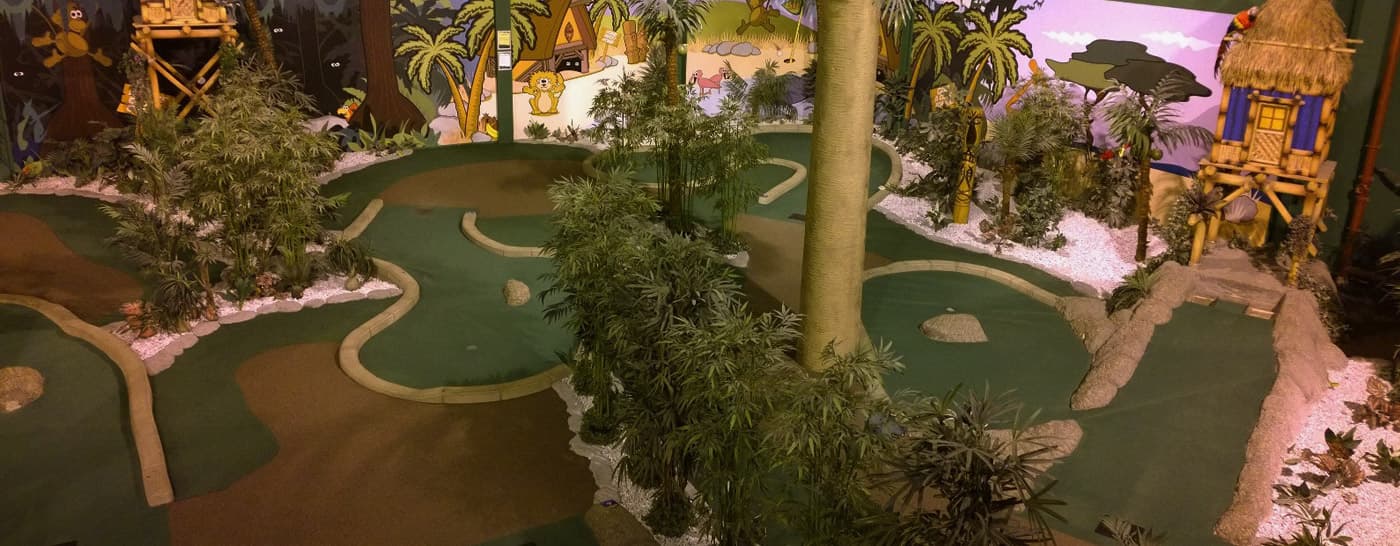 Paradise Island Adventure Golf Glasgow - Photo