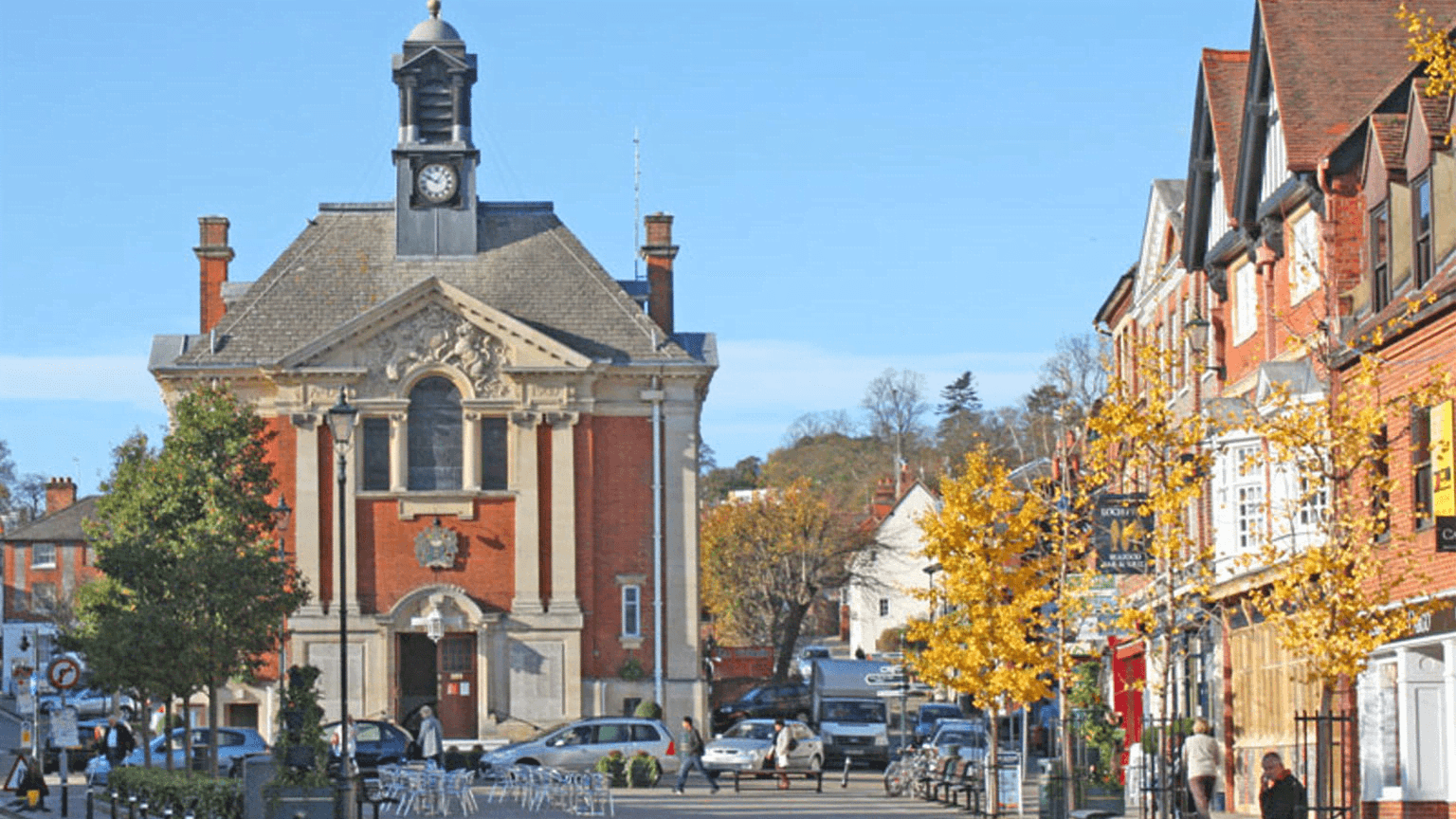 Curious About Henley On Thames - Photo