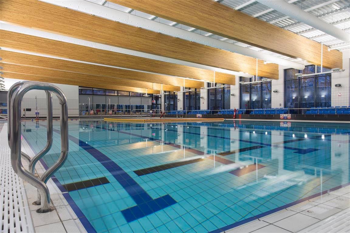 Queen's Park Sports Centre - Photo 1