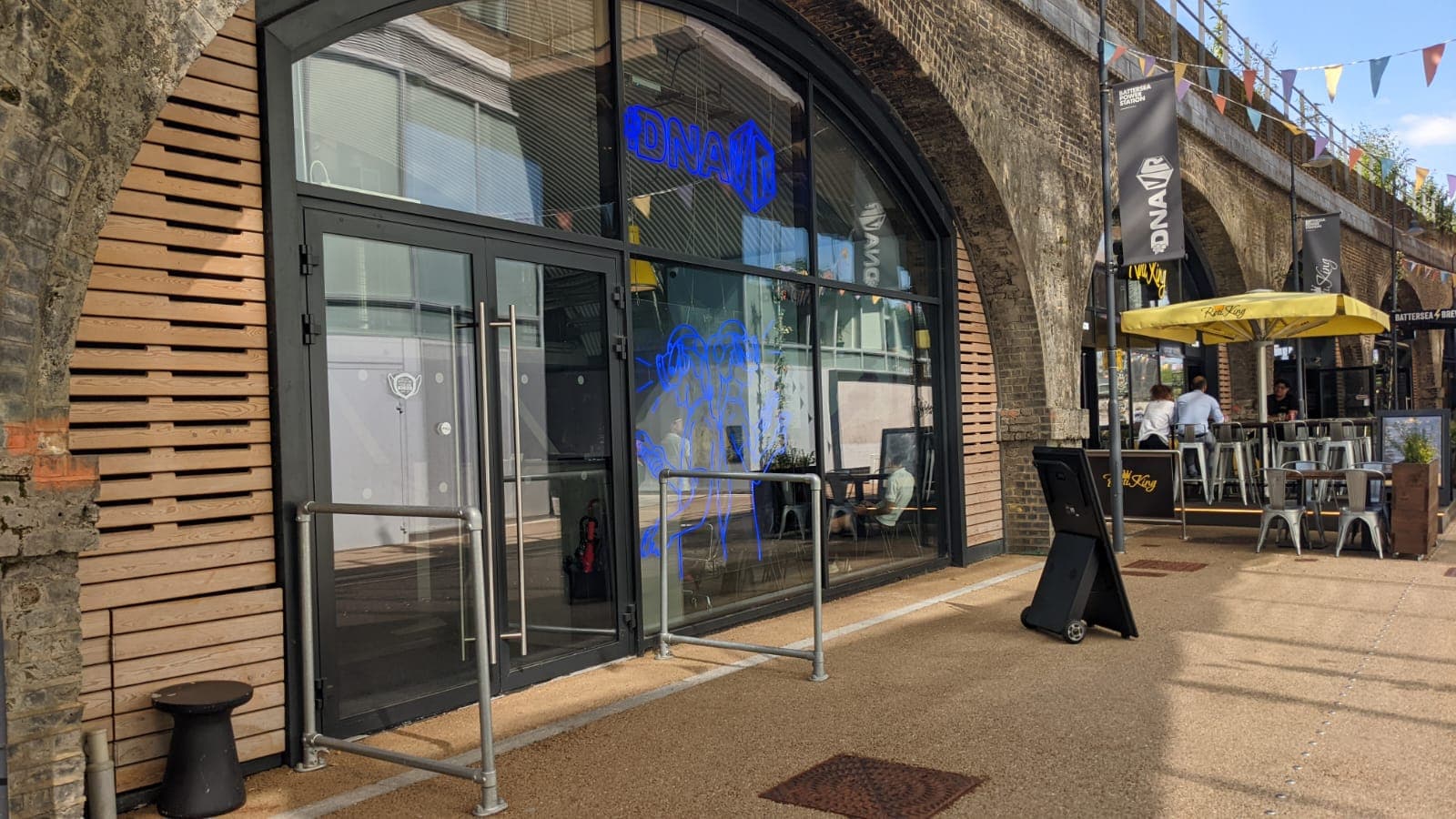 DNA VR Battersea Virtual Reality Arcade - Photo