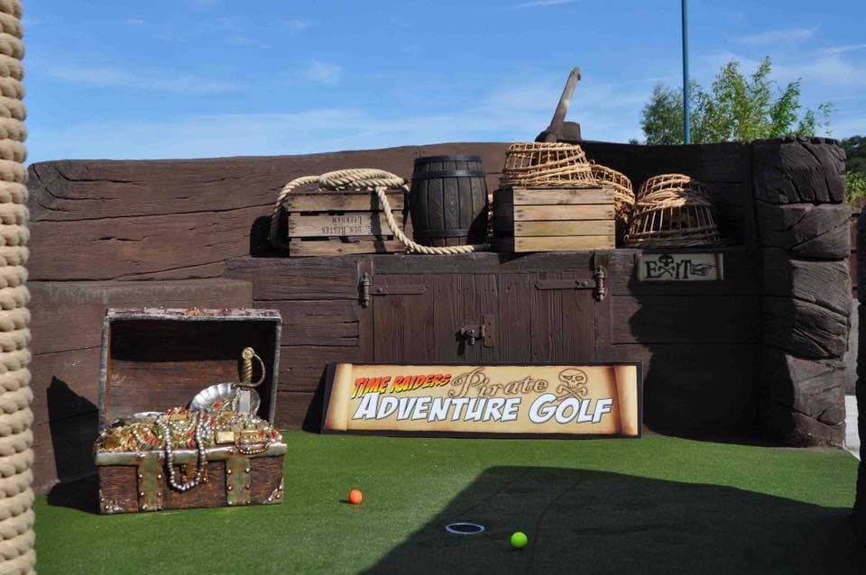 Time Raiders Pirate Golf - Photo