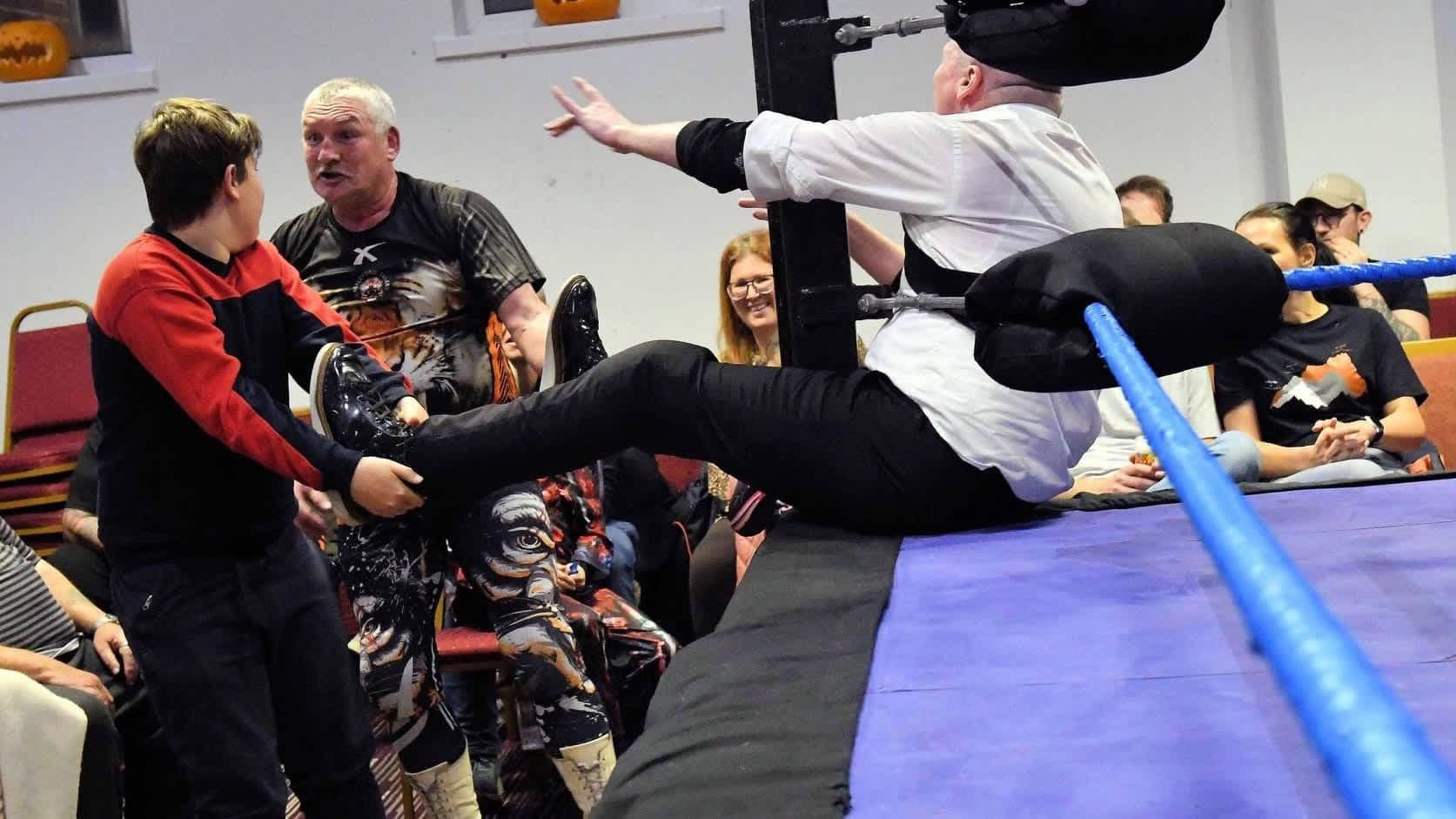 Professional Wrestling - Photo