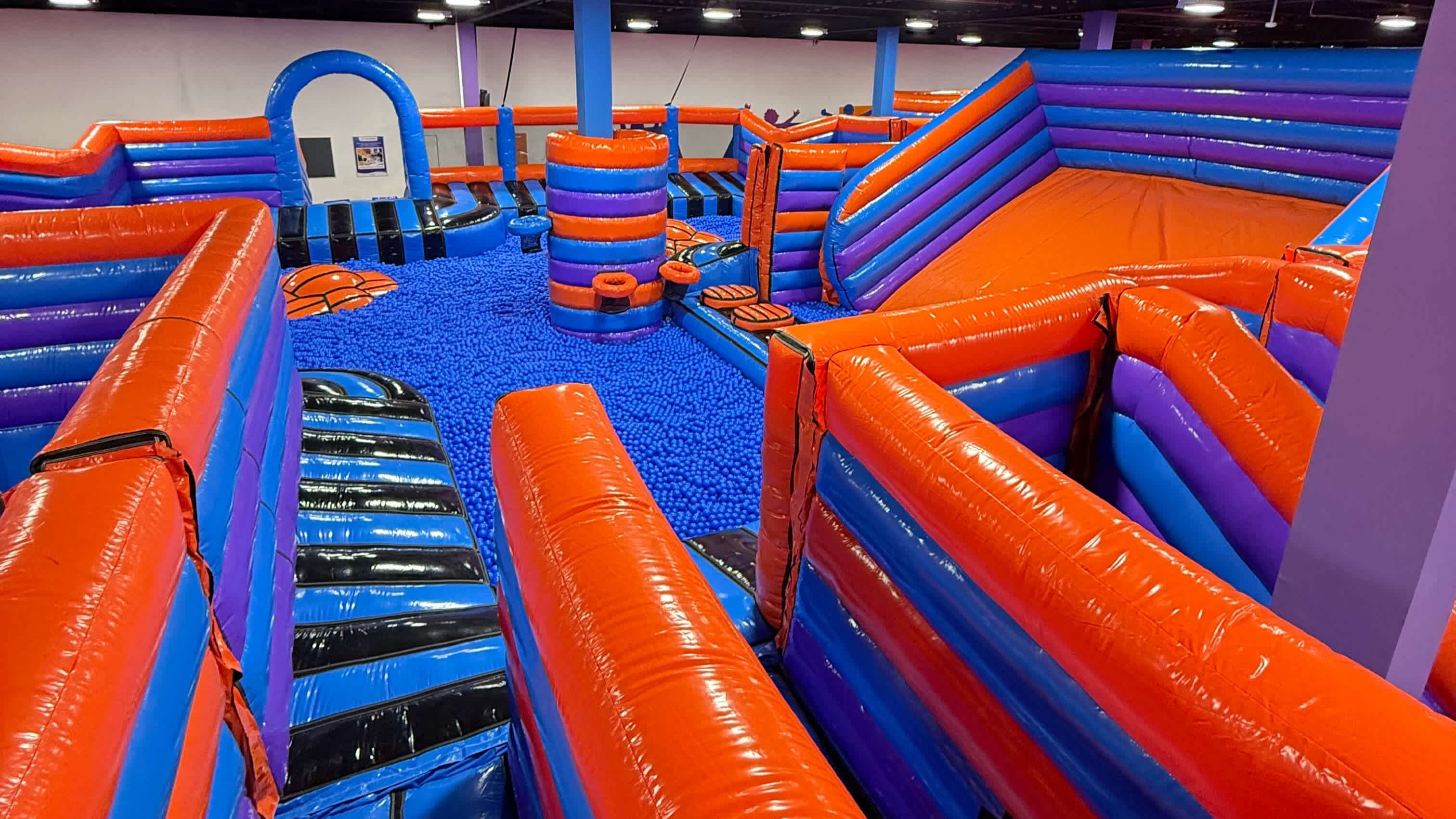 Inflata Nation Hull - Photo