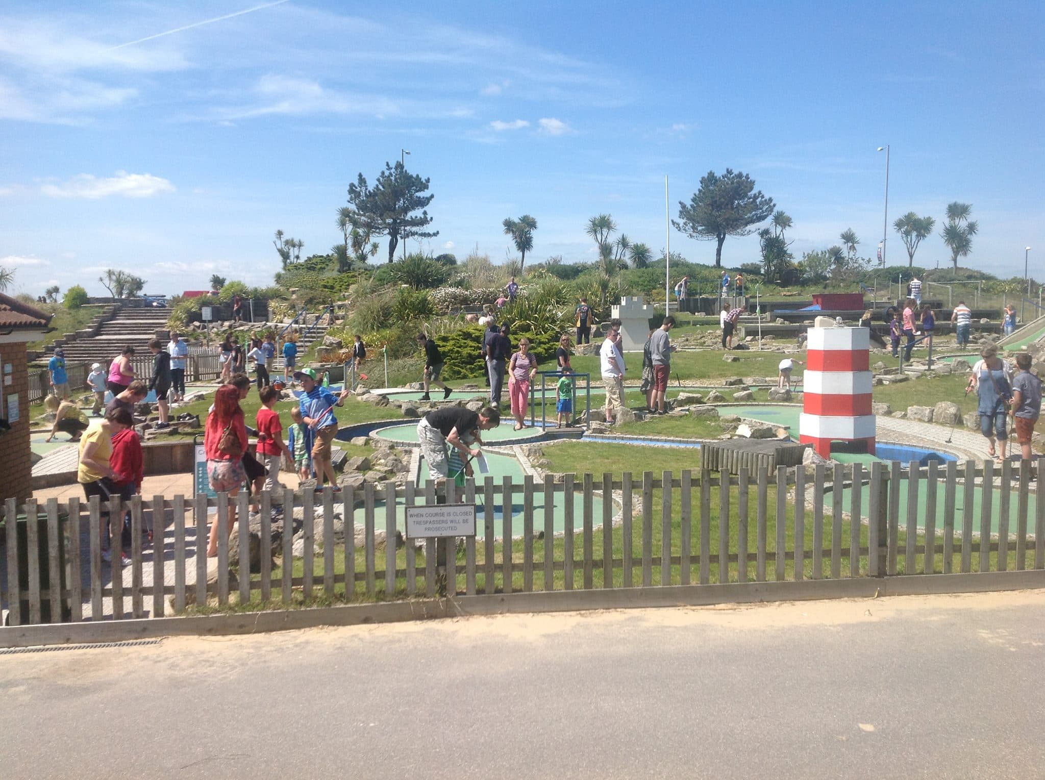 Sandbanks Crazy Golf