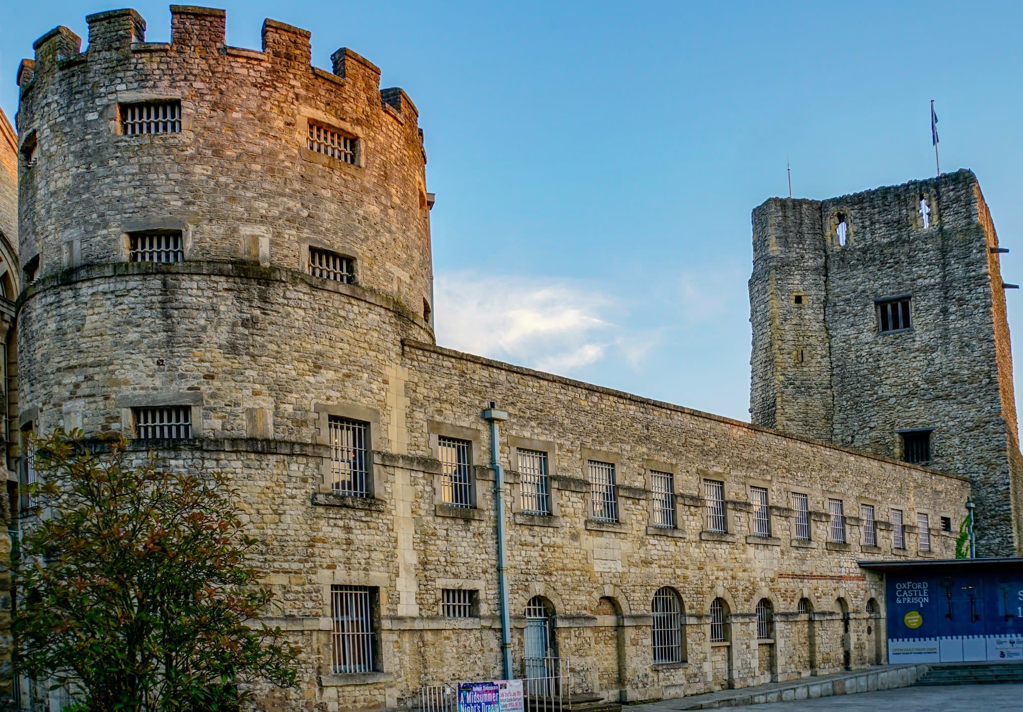 Oxford Castle & Prison - Photo