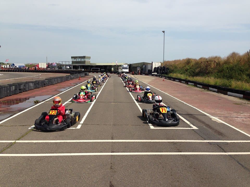 Ellough Park Raceway - Photo