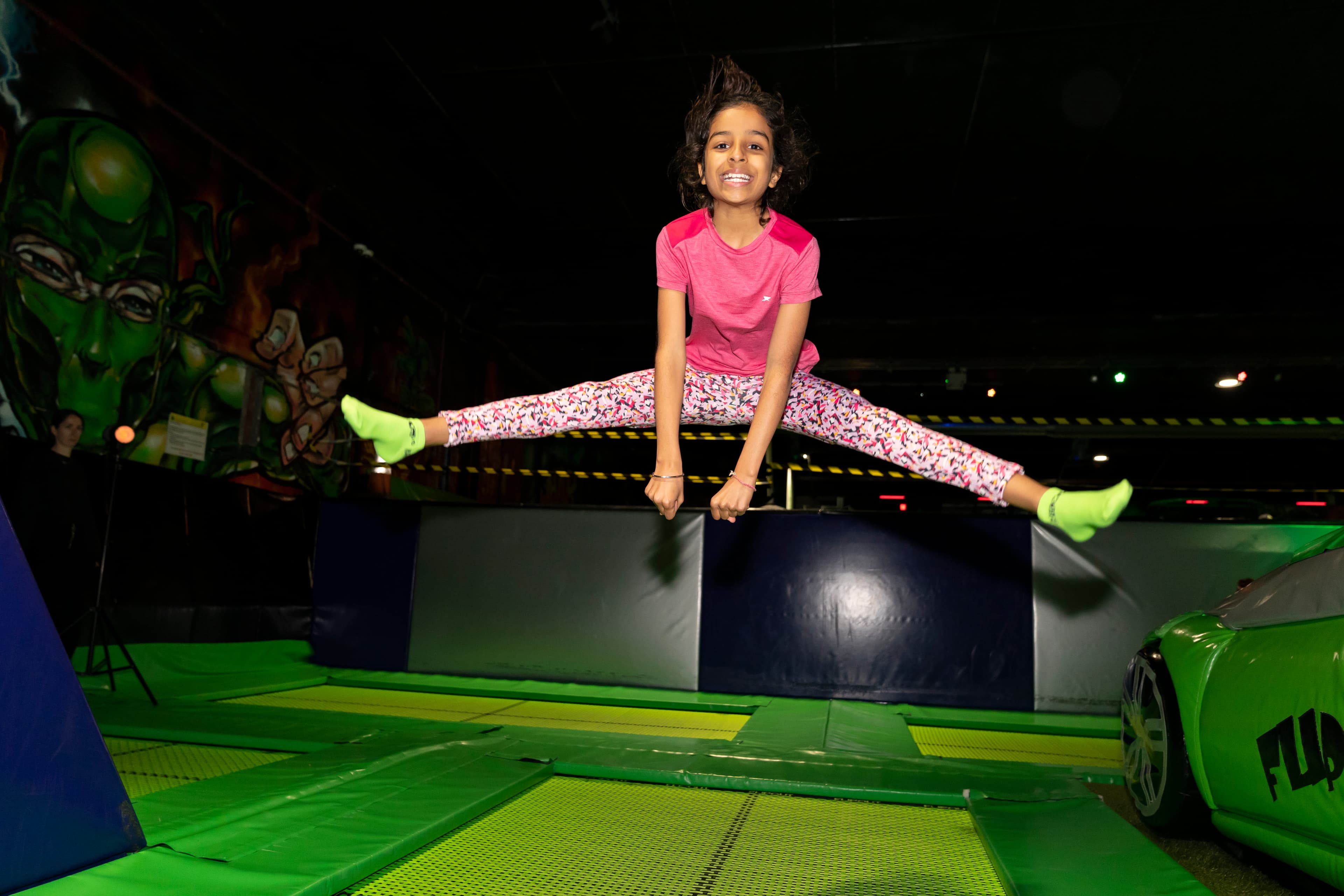 Flip Out Chester - Photo