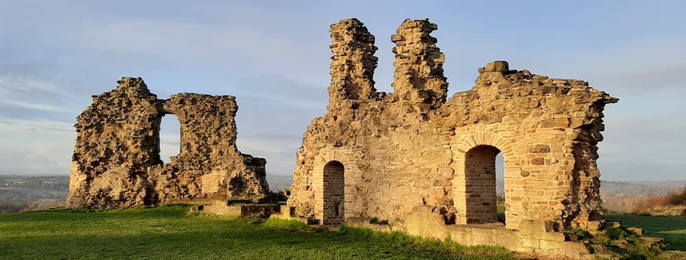 Sandal Castle - Photo 1