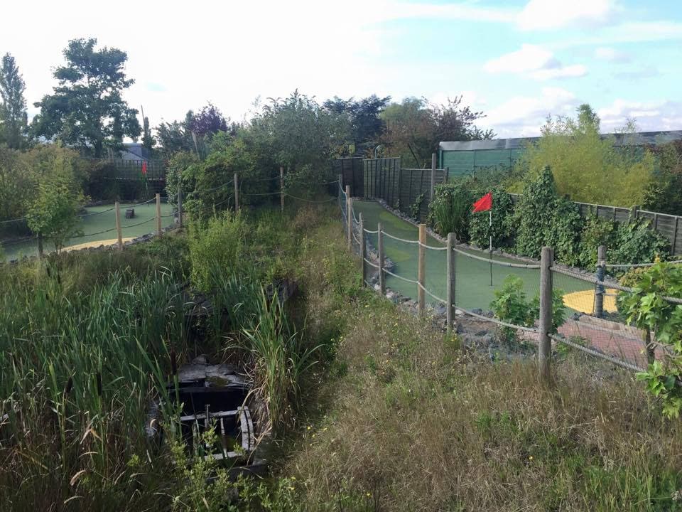 Congo River Crazy Golf - Photo
