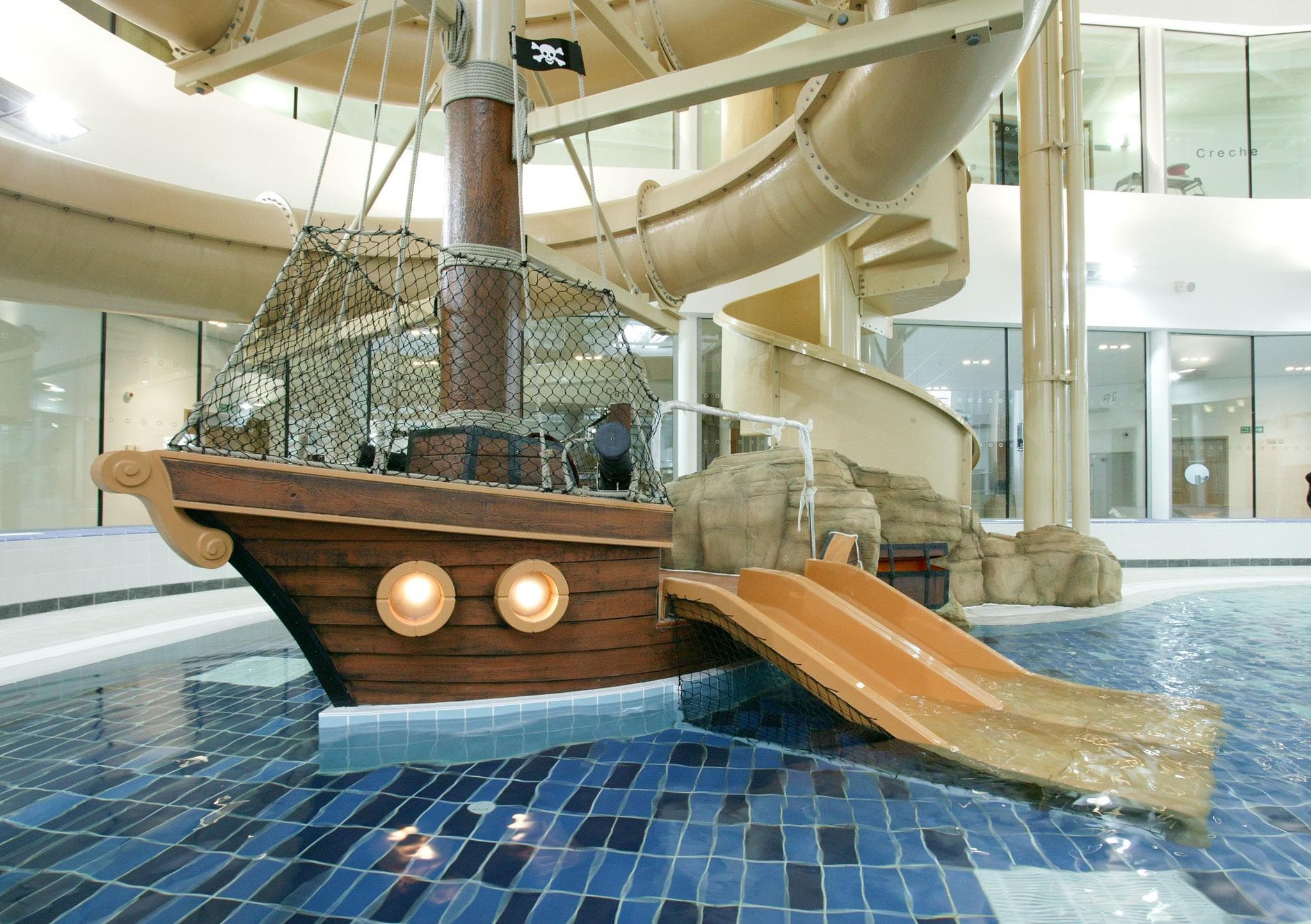 Corby International Swimming Diving Pool