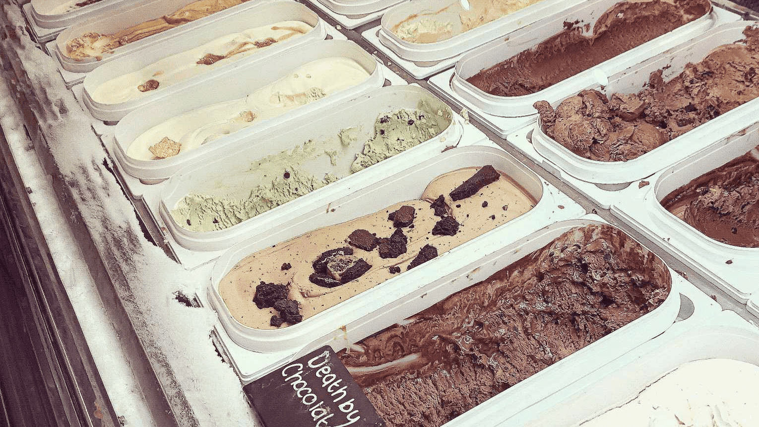 Bobby's Ice Cream Parlour - Photo