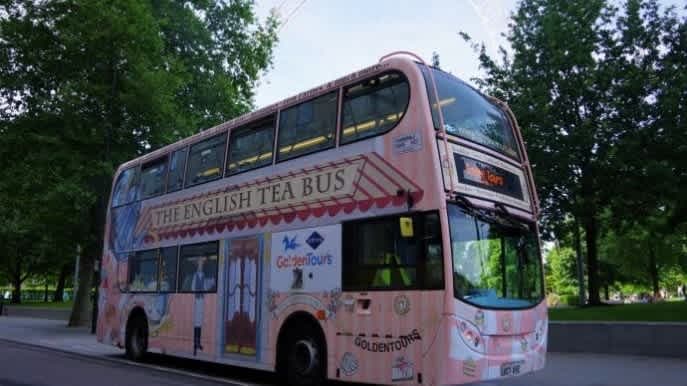 London Halloween Afternoon Tea Bus - Photo