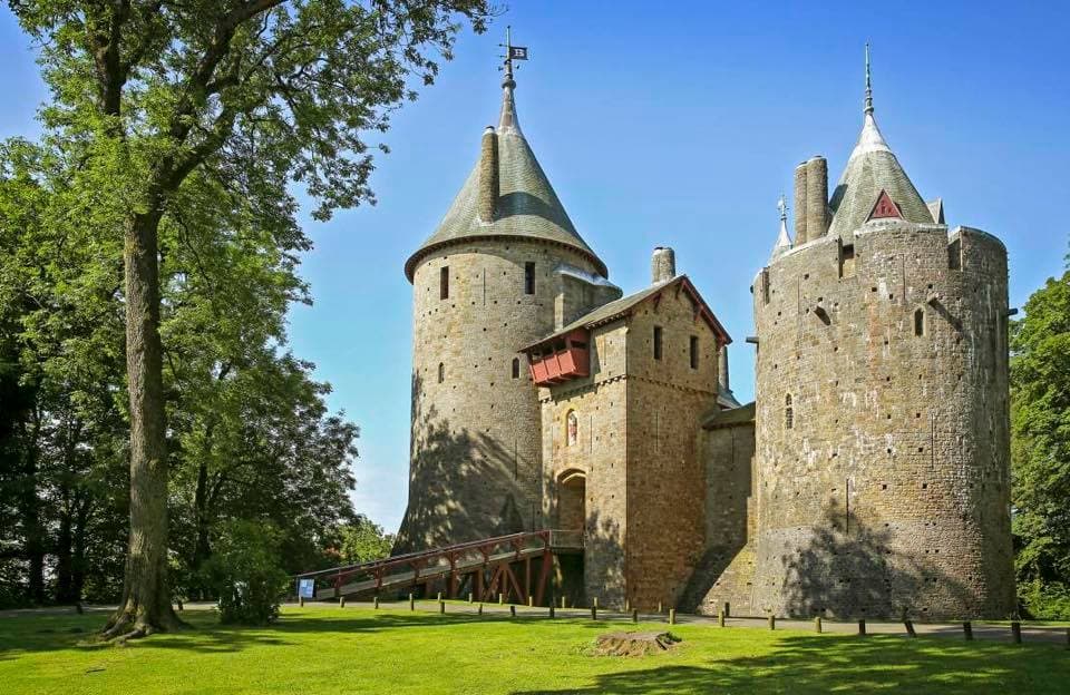 Castell Coch - Photo 1