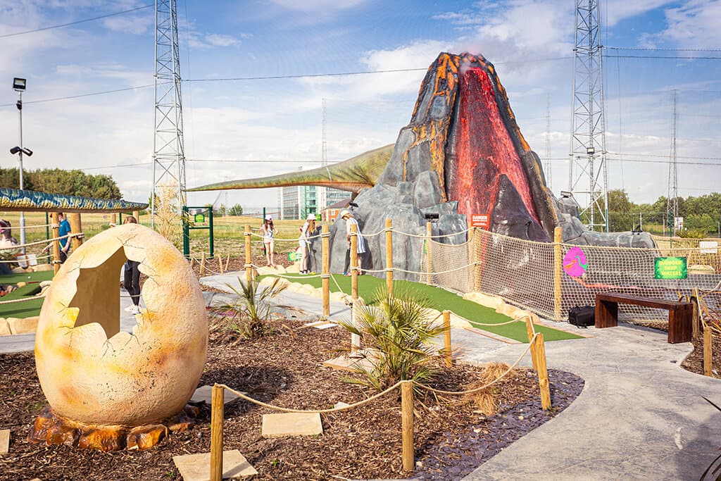 Dino Falls Adventure Golf - Photo