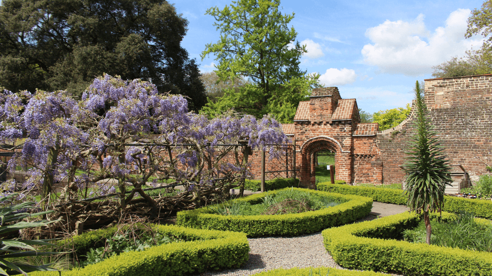 Fulham Palace House and Garden London - Photo