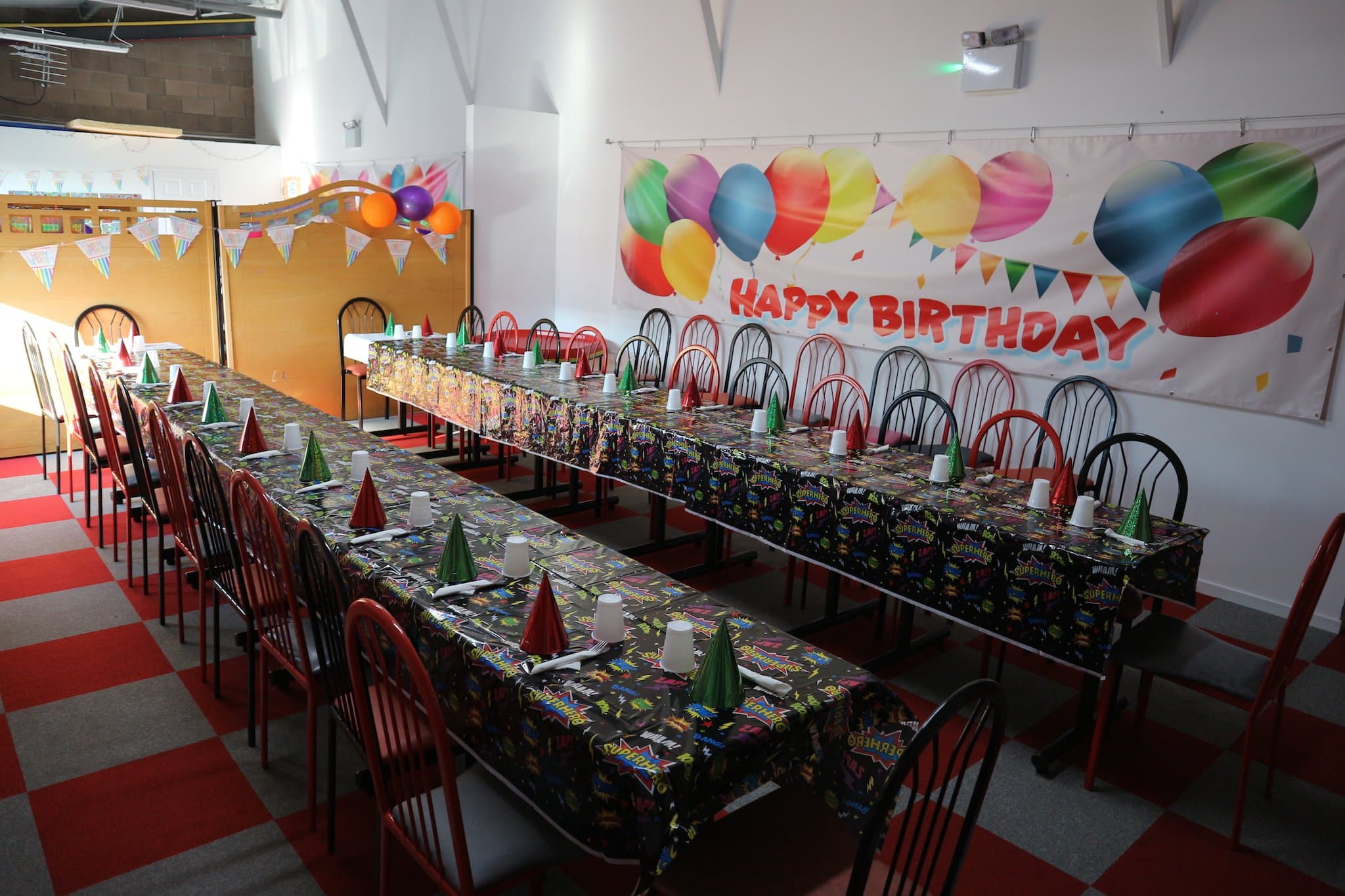 Jolly Jumpers Playzone - Photo