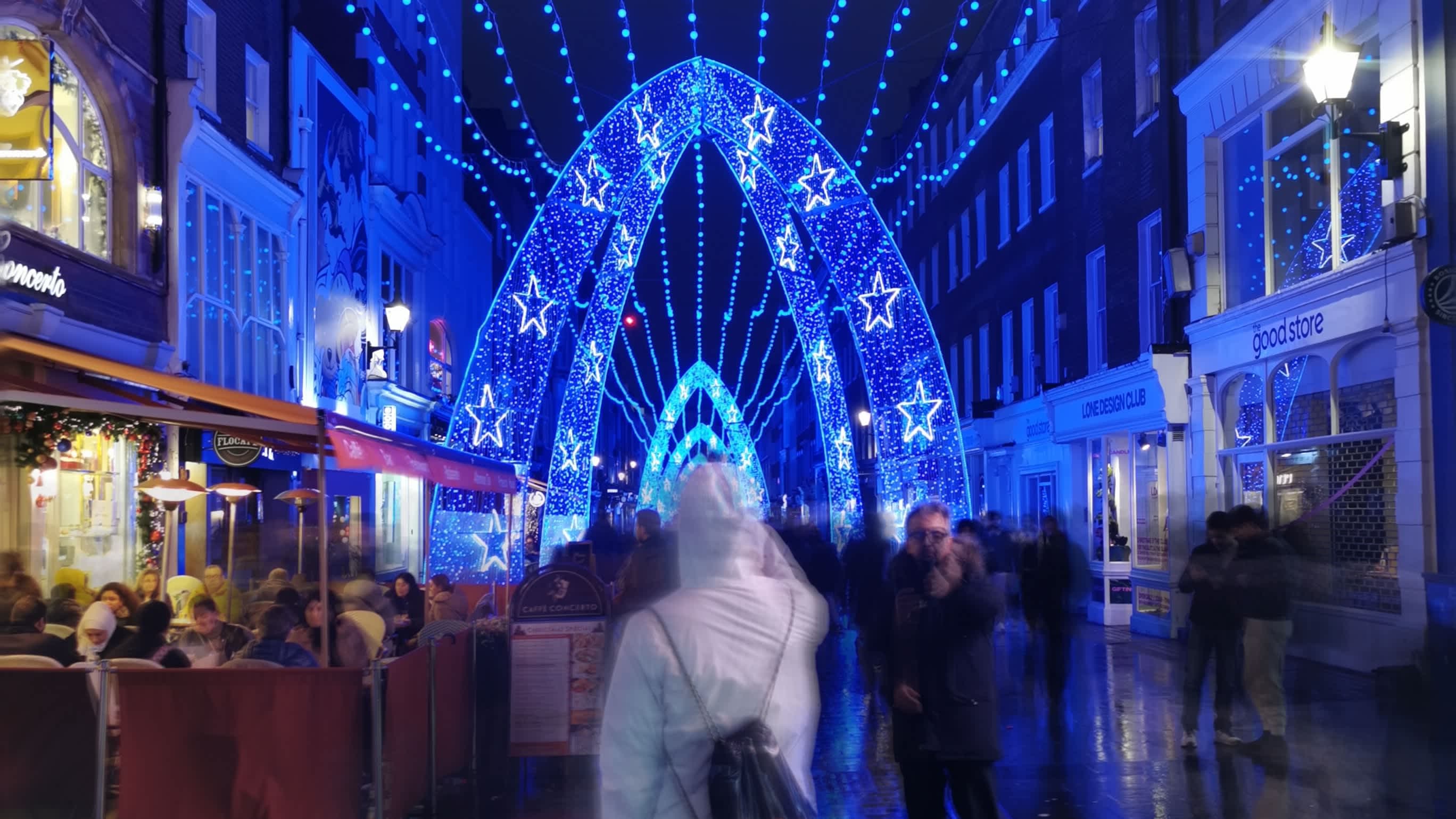 Christmas Lights Walking Tour - Photo 1